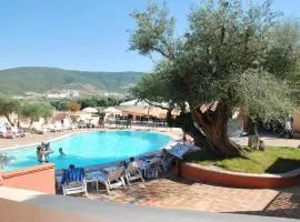 ISA-Residence with swimming pool near Budoni