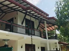 Anu VILLA Dikwella