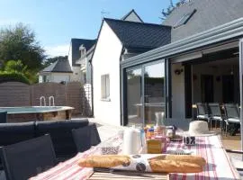 Confortable maison avec piscine a Larmor Baden