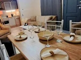 Central Piraeus port apartment