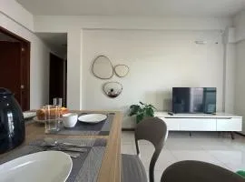 Ap a alguns passos da praia do Bosque | ROGR207