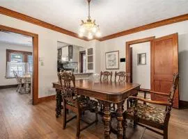 Classic 4BR Bowery Hill Gem Near Top Spots