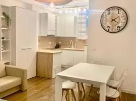 La petite maison a 20 mt dal mare