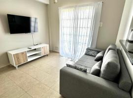 Zafiro VI Microcentro Con Cochera Gratis, hotel v destinaci Santa Fe