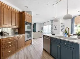 6BR Luxury Stay Prime Spot Games & More