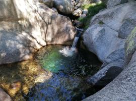 Piscinas, Serra da Estrela AL, Hotel in Bouça