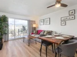 01 FREE Parking 10 min beach 2br-Waikiki Ala Moana