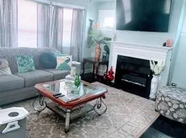 Cozy Home By University Circle VA,CC & Museum