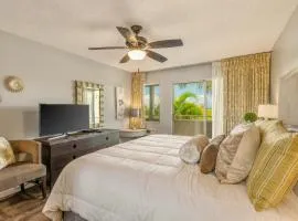Plantation Hale w/pool next to Coconut Marketplace in Kapaa (J15)