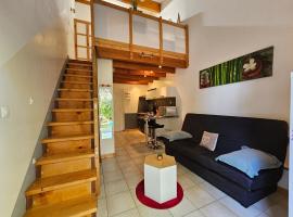 Gîte Le Muscat L'Escapade Des Flamants Roses, hotel di Mireval