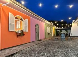 La vita hospedaria studio laranja
