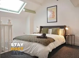 Modern 2 Bed Apartment in Hillsborough with FREE Secure Parking - Hosted by Stay Host Save