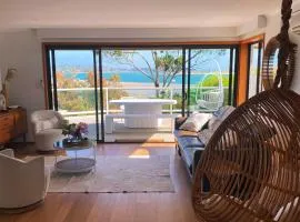 Seagrass Coastal Retreat with direct beach access