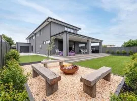 Rigby Retreat at St Leonards