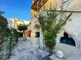 Apartments with a parking space Omis - 23914