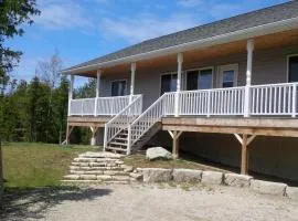 Family & Pet Friendly Huron Getaway