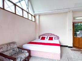 RedDoorz at Argapuri Resort Gambung, Hotel in Gambung