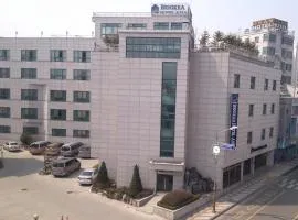 Asia Tourist Hotel
