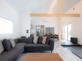 HIGASHIKAWA Villa 森音, hotel de golf a Higashikawa