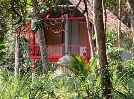 Presente，帕延島的有停車位的飯店