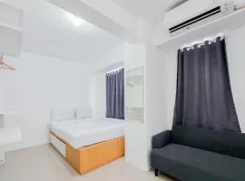 Luxury Studio at 19th Floor Apartment Urbantown Serpong By Travelio