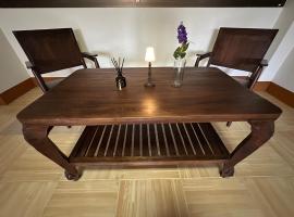 Him Kong Homestay, hotel em Nakhon Phanom