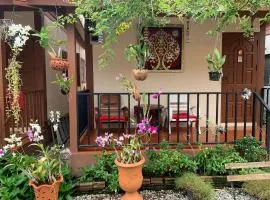 K Khan Garden at Chiang Khan Walking Street