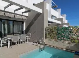 Fabulous Villa with private pool & large roof solarium