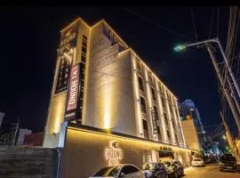 Hound Hotel Songtan