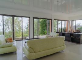 P'26 Villa Wanagiri, hotel em Gitgit