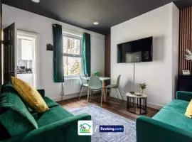 Four Bedroom House in Preston