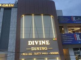 Divine Hotel, hotel v destinaci Karnal