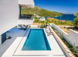 Villa Seashell Deluxe III