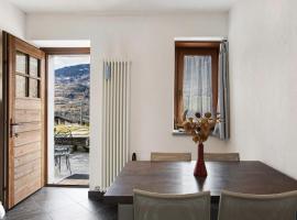 Mini House Valle d'Aosta – hotel w mieście Roisan