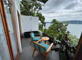 Janji Maria Cottage、トゥクトゥクのコテージ