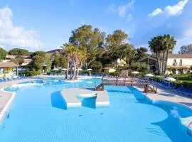 Nature & Country Resort Near The sea