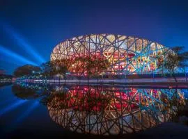 InterContinental Beijing Beichen by IHG l Walking Distance to Bird's Nest & Water Cube & Metro Station l Interconnected with China National Convention Center l Award-winning Club Lounge with Mixologist l Direct Metro Line to Wangfujing