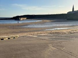Cullercoats Coastal Retreat, hotel in Cullercoats