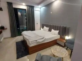 1001 new hazratganj