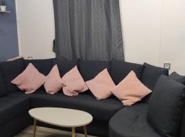 mobil home chaleureux et idyllique, campsite in Lattes