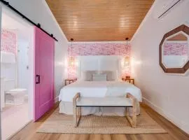 Birds of a Feather at Custom House Inn