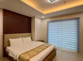 Sheryll Escapes - Angelic Premiere studio with balcony WiFi & Housekeeping