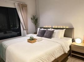 คอนโดติด bts ตลาดพลู 0 เมตร ใกล้ Iconsiam ว่างรายเดือน, hotel en Thon Buri