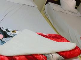 waleed home, hotel in Jazīrat Aswān