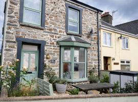 Rose Cottage, Hotel in Cardigan