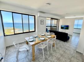 Amazing apt ocean view, 10 min Airport