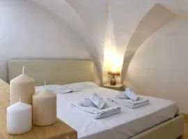 Duca Primo - Historic Center - by Just Houses SRL