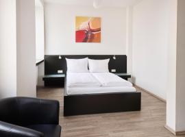 Hotel Villa-Bassermann, stilvoll, 2 Min zum Schloss, schnelles WLAN & Parkplatz, hotel sa Schwetzingen