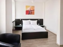 Hotel Villa-Bassermann, stilvoll, 2 Min zum Schloss, schnelles WLAN & Parkplatz