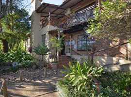 Autumn Breeze Manor Guest House, hotel di Graskop